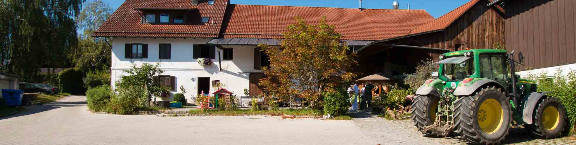 Einfahrt Eibel Hofladen